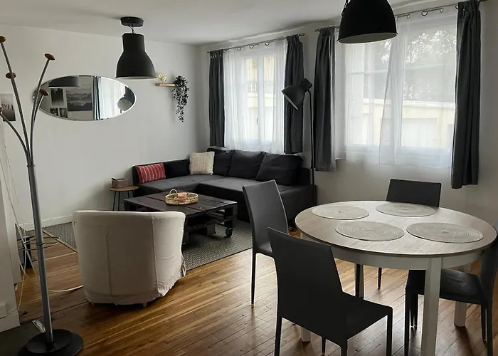 Appartement Charming Cozy Nest In *