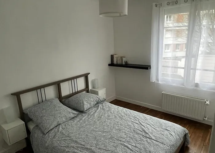 Charming Cozy Nest In Appartement