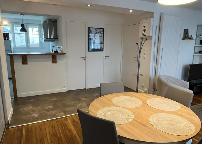 Charming Cozy Nest In Nantes