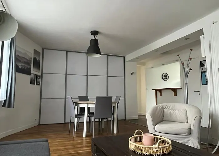 Appartement Charming Cozy Nest In *