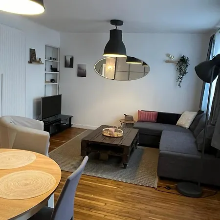 Apartament Charming Cozy Nest In Nantes